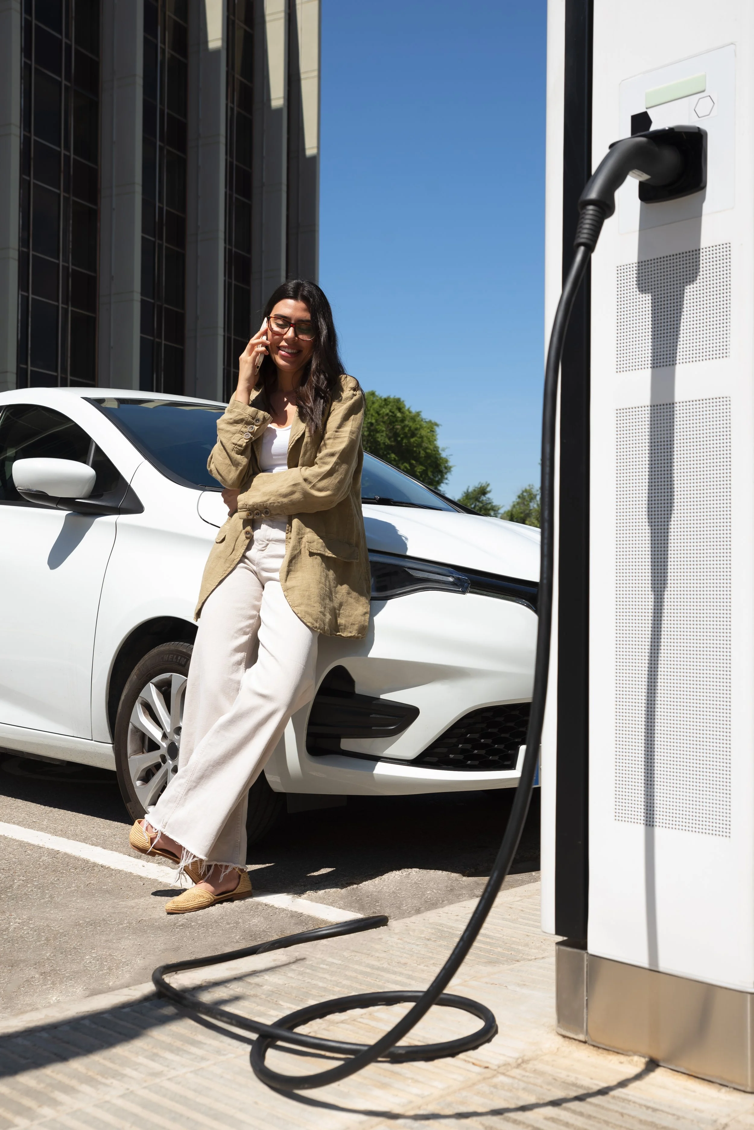 Warum Ladesäulen für Unternehmen kluge Investitionen sind